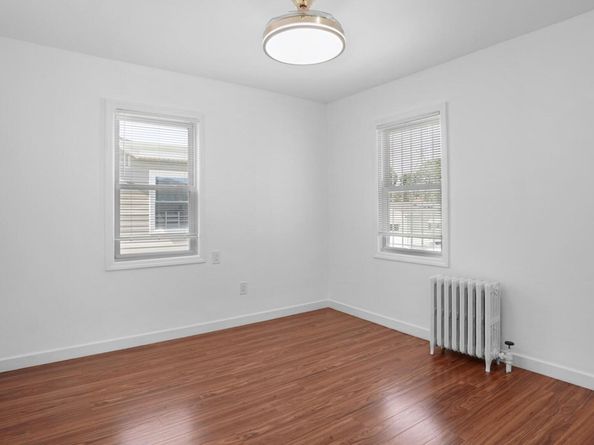 192-23 116th Road, Saint Albans NY 11412