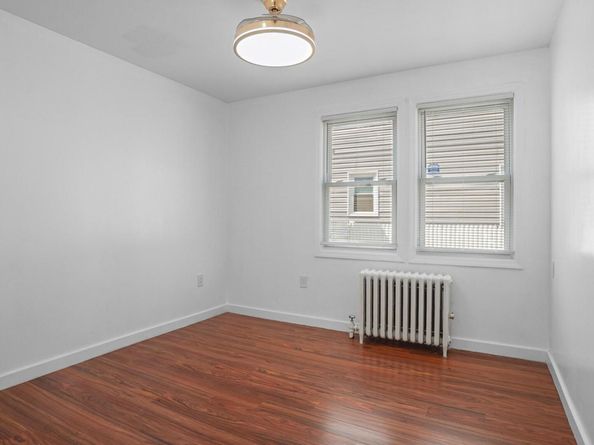 192-23 116th Road, Saint Albans NY 11412