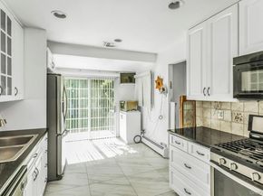 58 Pasadena Drive, Plainview NY 11803