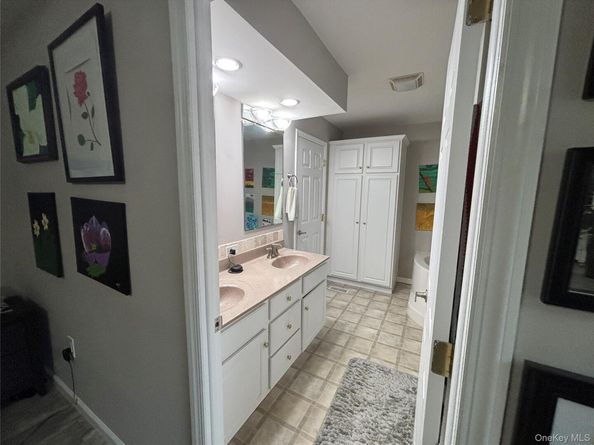 1661 Old Country Road 508, Riverhead NY 11901