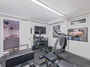 41 Hy Place, Lake Grove NY 11755