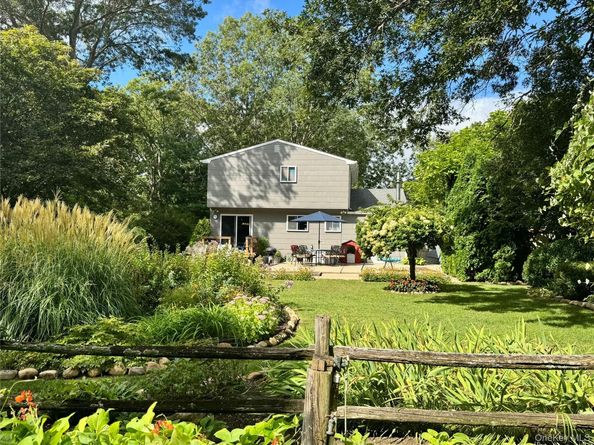 23 Cranford Boulevard, Mastic NY 11950