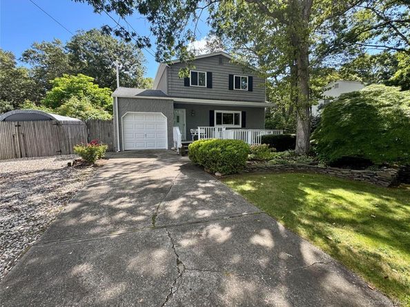 23 Cranford Boulevard, Mastic NY 11950
