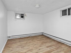 1330 Tanglewood Road, Rockville Centre NY 11570