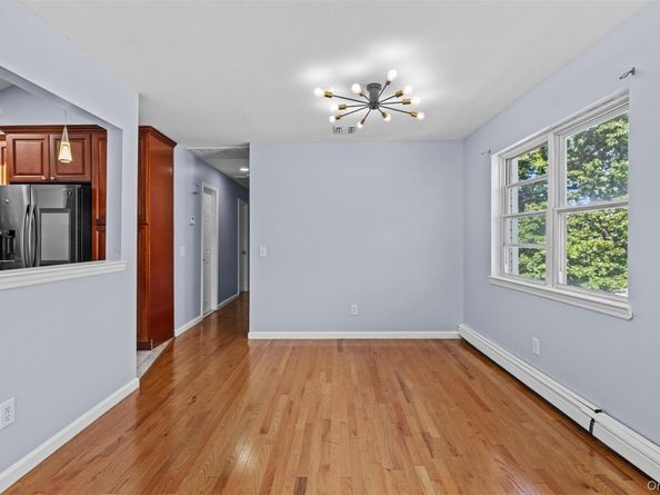 1330 Tanglewood Road, Rockville Centre NY 11570