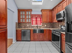 1330 Tanglewood Road, Rockville Centre NY 11570