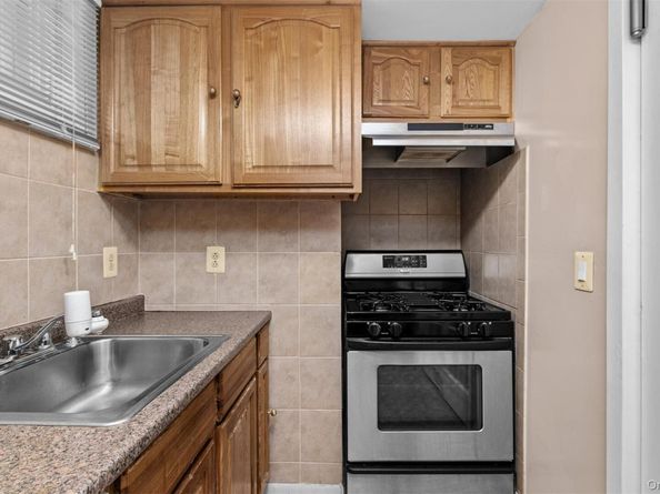 1330 Tanglewood Road, Rockville Centre NY 11570