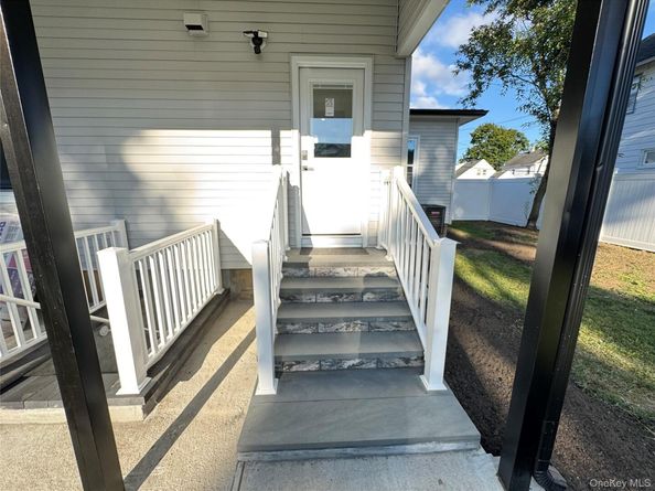 16 Garfield Place, Hempstead NY 11550