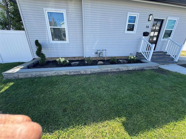 16 Garfield Place, Hempstead NY 11550