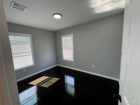16 Garfield Place, Hempstead NY 11550