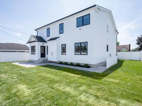 724 Pleasant Avenue, Westbury NY 11590