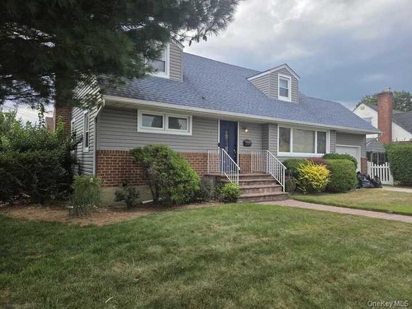 78 Spencer Place, Hempstead NY 11550