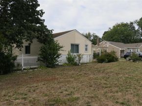 1550 Debra Place, Valley Stream NY 11580
