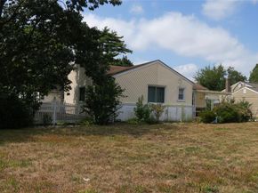 1550 Debra Place, Valley Stream NY 11580