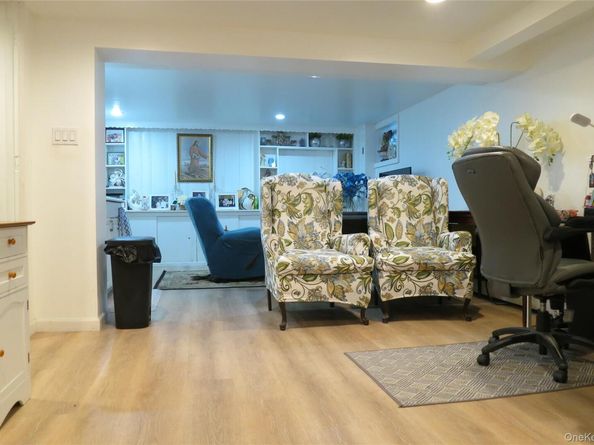 1550 Debra Place, Valley Stream NY 11580