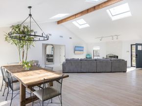29 Blue Jay Way, East Hampton NY 11743