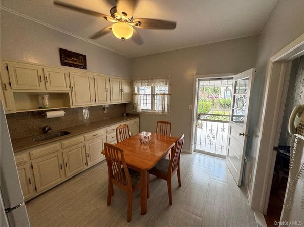 2590 37th Street, Astoria NY 11103