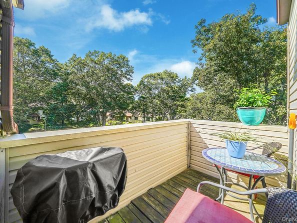 931 Skyline Drive, Coram NY 11727