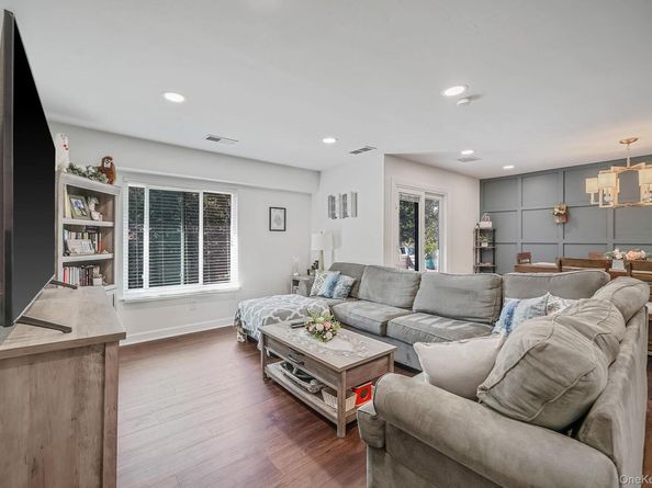 931 Skyline Drive, Coram NY 11727