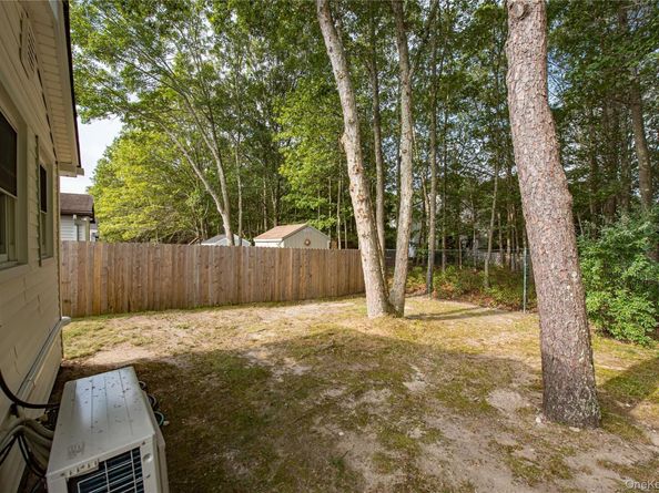145 Village Circle West, Manorville NY 11949