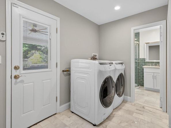 182 Yukon Drive, Woodbury NY 11797