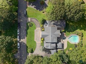 182 Yukon Drive, Woodbury NY 11797