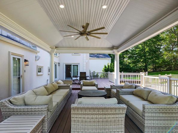 182 Yukon Drive, Woodbury NY 11797