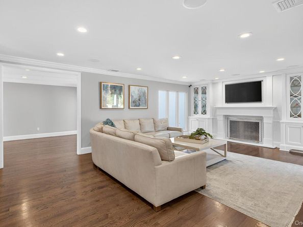 182 Yukon Drive, Woodbury NY 11797