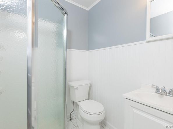 80 Kensington Court, Copiague NY 11726