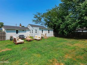 80 Kensington Court, Copiague NY 11726