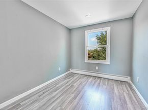 19 Griddle Lane, Levittown NY 11756