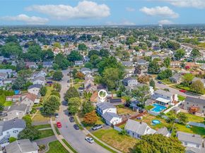 19 Griddle Lane, Levittown NY 11756