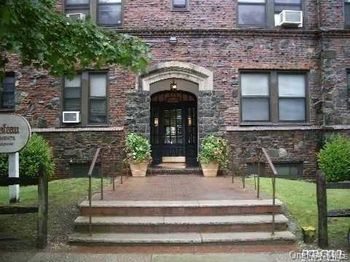 141 Woodmere Boulevard
