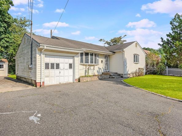 201 Hilltop Drive, Brentwood NY 11717