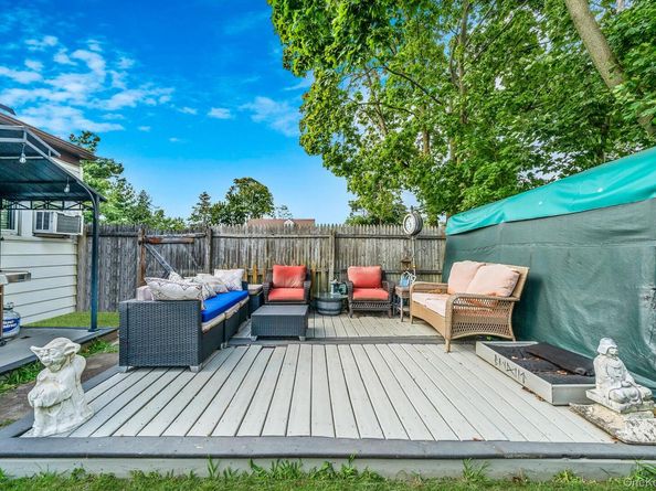 30 Oakdale Avenue, Central Islip NY 11722