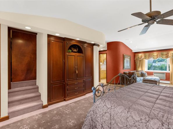 14 Jane Drive, Old Bethpage NY 11804