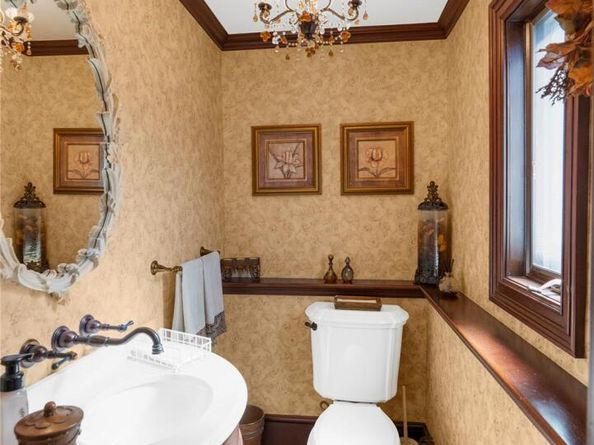 14 Jane Drive, Old Bethpage NY 11804