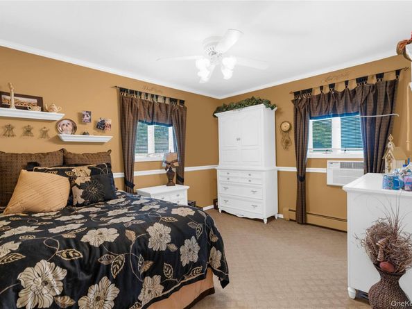 14 Jane Drive, Old Bethpage NY 11804