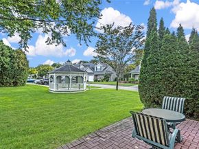 112 Maya Circle, Central Islip NY 11722