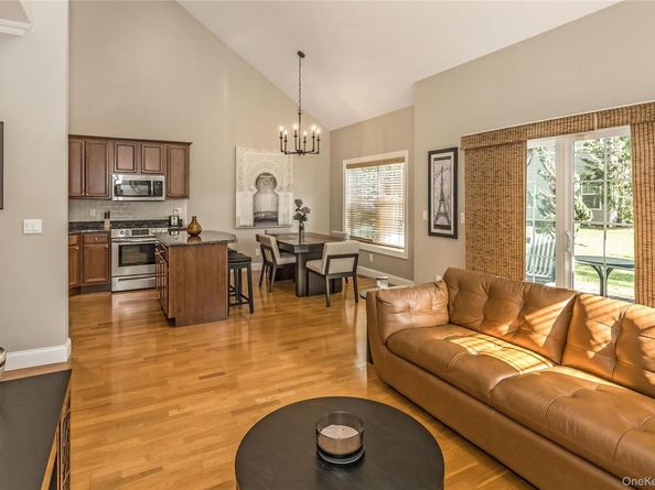 112 Maya Circle, Central Islip NY 11722