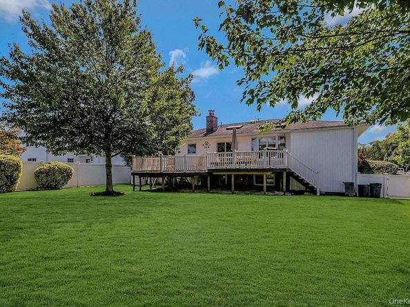 20 Steuben Drive, Jericho NY 11753