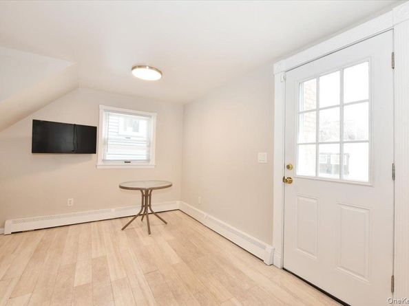 28 Charles Street, Port Washington NY 11050