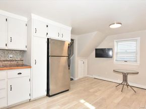 28 Charles Street, Port Washington NY 11050