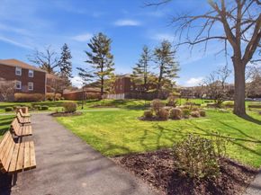 15 Bryant Crescent 2B, White Plains NY 10605