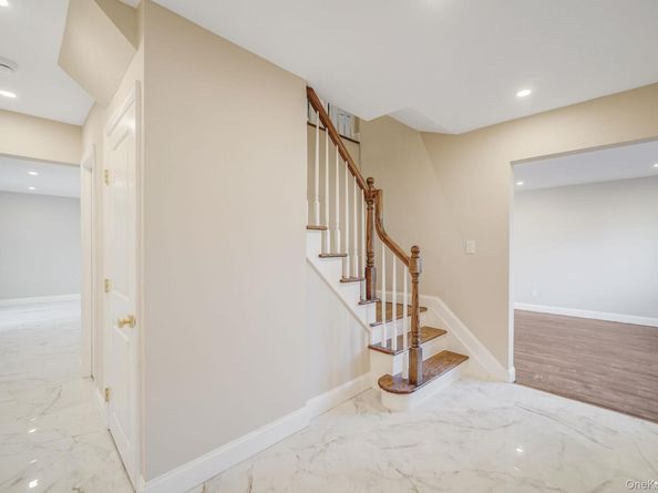 12 Chelmsford Drive, Wheatley Heights NY 11798