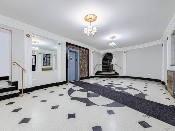72-11 110th Street 1D, Forest Hills NY 11375