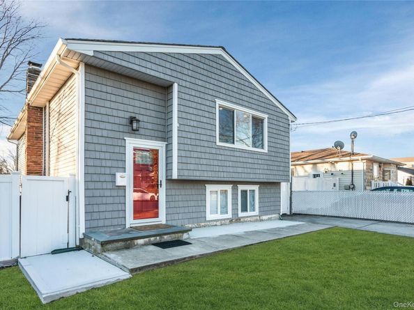 102A Claremont Avenue, West Babylon NY 11704