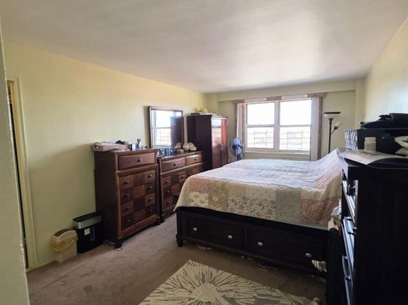 8900 170 12F, Jamaica NY 11432