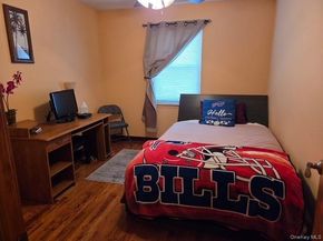 1550 Waters Edge Drive, Bayside NY 11360