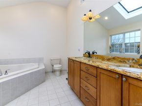 3 Sweetgum Lane, Miller Place NY 11764